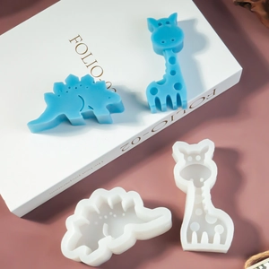 DIY siliconen mal voor kaarsen in de vorm van schattige cartoon giraffe en dinosaurus