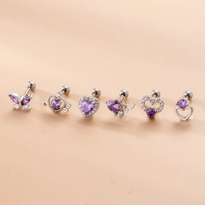Set di 6 orecchini a lobo in acciaio con cuori in zircone viola e farfalle