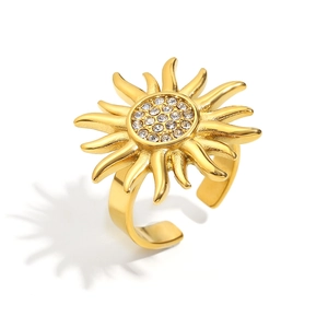 Vintage 18K gold plated sunburst open ring with sparkling white zircon crystals