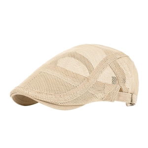 Atmungsaktive beige Mesh-Baskenmütze mit verstellbarer Metallschnalle für den Sonnenschutz