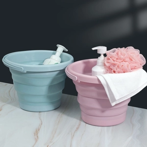 Tragbare faltbare Silikon-Wassereimer in Rosa und Blau für Zuhause und Outdoor-Aktivitäten