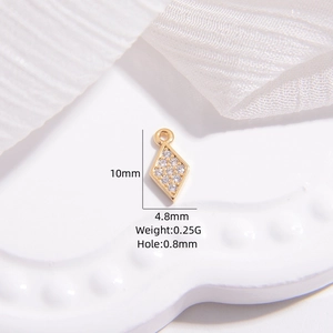S925 Sterling Silber Rhombus Anhänger mit klaren Zirkonen und Goldfinish für DIY Schmuck
