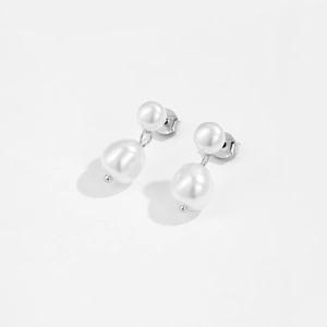 Elegant S925 sterling silver drop earrings featuring vertical baroque freshwater pearls
