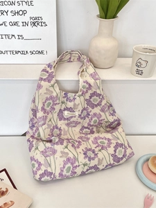 Floral canvas tote bag with purple daisy print and large capacity shoulder strap design