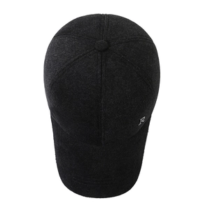 Men's wool baseball cap with thermal ear protection and a stylish metal R logo