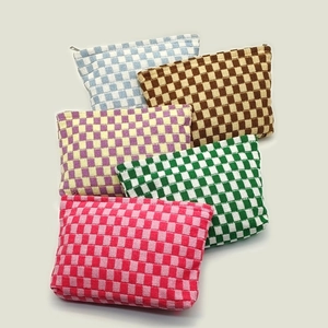 Large Capacity Checkerboard Knitted Makeup Bag Portable Polyester Grid Pattern Zipper Storage Pouch Travel Toiletry Wash Bag Women Minimalist