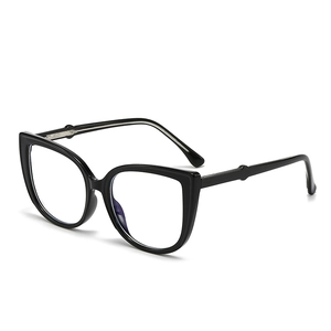 Classic black cat-eye anti-blue light glasses with stylish wavy temple arms for women