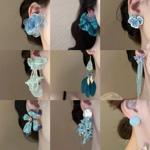 Ensemble de boucles d'oreilles papillon bleu et fleur avec cristal et perles fines