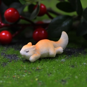 Miniature Squirrel Figurine Resin Sleeping Animal Statue For Moss Micro Landscape Fairy Garden Succulent Pot Decoration