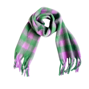 Thickened green and purple checkered imitation mohair scarf with stylish coarse tassels