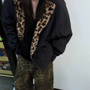 Chic reversible leopard print plush bomber jacket with zipper and collar detail for women