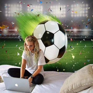 Détail de la tapisserie murale de football avec effets de lumière verte dans la chambre