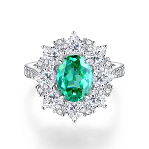 Luxurious S925 sterling silver ring with oval emerald green gemstone and halo diamonds