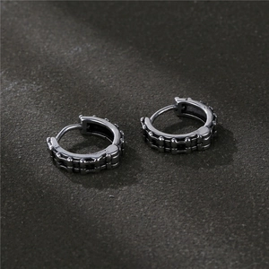 Vintage Punk 316L Stainless Steel Huggie Hoop Earrings With Industrial Chain Texture For Men And Women Fade Resistant