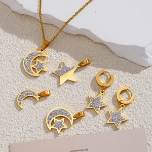 Ensemble collier et boucles d'oreilles en acier inoxydable plaqué or 18 carats étoile lune