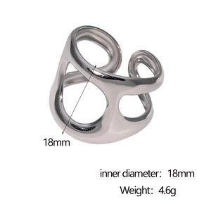 Détails de bague en acier avec diamètre intérieur de 18mm et poids de 4,6g en gros plan
