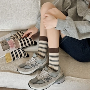 Cozy Korean striped crew socks for women in various color combinations made of soft cotton