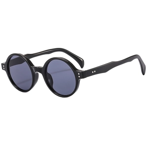 Lunettes de soleil rondes noires classiques avec rivets argentés et verres gris