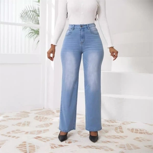 Jean denim femme à taille haute et coupe droite en délavage bleu clair vintage