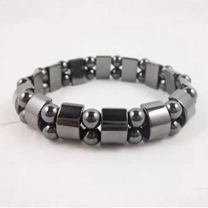 8mm Hämatit Perlenarmband für Herren mit runden und quadratischen Steinen auf Stretchband