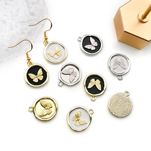 Klassische Schmetterling-Anhänger aus Legierung in Gold und Silber für DIY-Schmuck