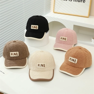 Casquette De Baseball En Laine D'agneau Pour Enfants Broderie Lettre Chaude Hiver Sherpa Pour Garçons Filles