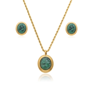 Classic gold twisted rope chain necklace and earring set with green oval ice crack stones