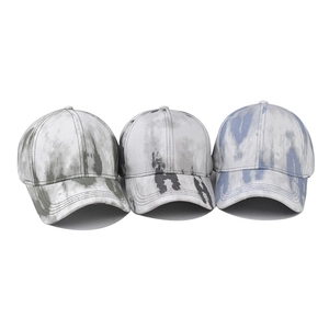 Lot de 3 casquettes de baseball en denim tie-dye avec dégradé vert, noir et bleu
