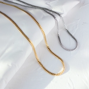 Vintage Flat Herringbone Snake Bone Chain Necklace Titanium Steel 18K Gold Plated Minimalist Retro Choker For Women