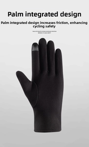 Détail de gants d'hiver noirs coupe-vent avec bout des doigts tactile pour le cyclisme
