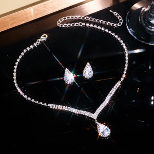 Luxury geometric zircon necklace and teardrop earrings bridal jewelry set with V-shaped design