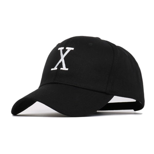 Casquette de baseball en coton noir classique avec lettre X blanche brodée en 3D