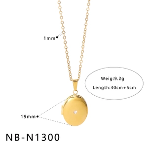 Macro detail of 19mm gold heart photo locket pendant with dimensions and specifications