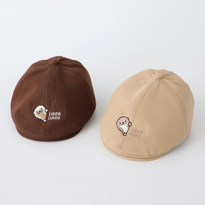 Bérets pour enfants en coton avec broderie loutre en marron et beige pour le style printemps