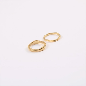 Minimalist 18K gold plated stainless steel rings with irregular wavy design for women