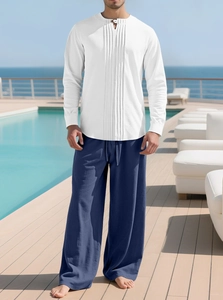 Herren-Set mit weißem Henley-Hemd und blauer Kordelzughose aus Baumwoll-Leinen-Mix