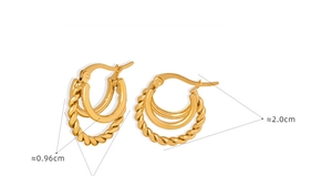 Close-up of 18K gold-plated C-shaped twist hoop earrings with 2cm outer diameter details