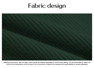 Détail macro du tissu en maille côtelée vert foncé montrant la texture et l'entretien