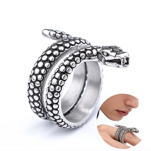 Vintage Snake Wrap Around Ring Stainless Steel Realistic Scale Texture Gothic Punk Hip Hop Jewelry For Men Women