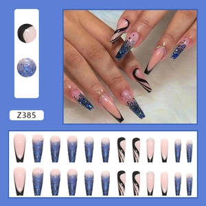 Faux ongles ballerine longs bleu galaxie avec bordure française noire et strass brillants