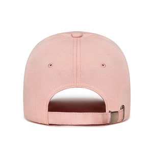 Casquette de baseball rose en coton avec boucle réglable en métal et broderie dorée