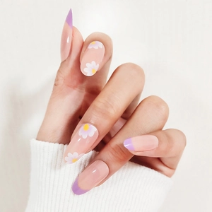 Sweet Medium Long Coffin Press On Nails Purple Floral Daisy French Tip Wearable Nail Tips For Women Simple Daily Manicure