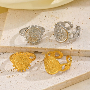 Vintage Eight Pointed Star Ring 18K Gold Plated Stainless Steel Adjustable Compass Relief Hammered Jewelry For Women Men