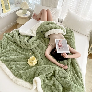 Sage green double-sided thick plush blanket with diamond texture and lamb wool edges