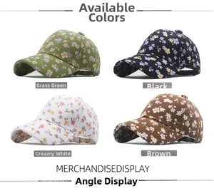 Détail de casquettes de baseball en coton à imprimé floral en quatre couleurs vintage