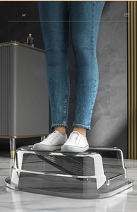 Gros plan montrant la haute capacité de charge et le matériau PET durable de la bassine