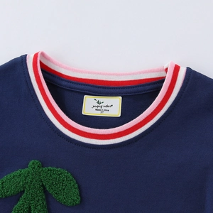 Robe fille bleue marine à manches courtes avec broderie et détail de col rayé en maille