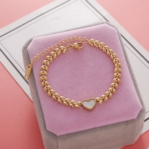 18K gold plated heart bracelet with wheat chain and white mother of pearl inlay