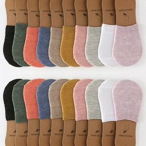 Detailed grid of low cut invisible cotton socks in various solid colors for women