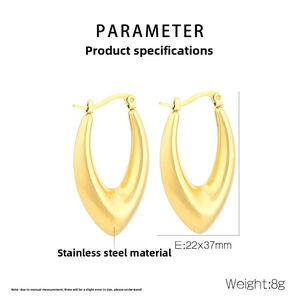 Macro shot of 18K gold plated U-shaped stainless steel earrings showing dimensions